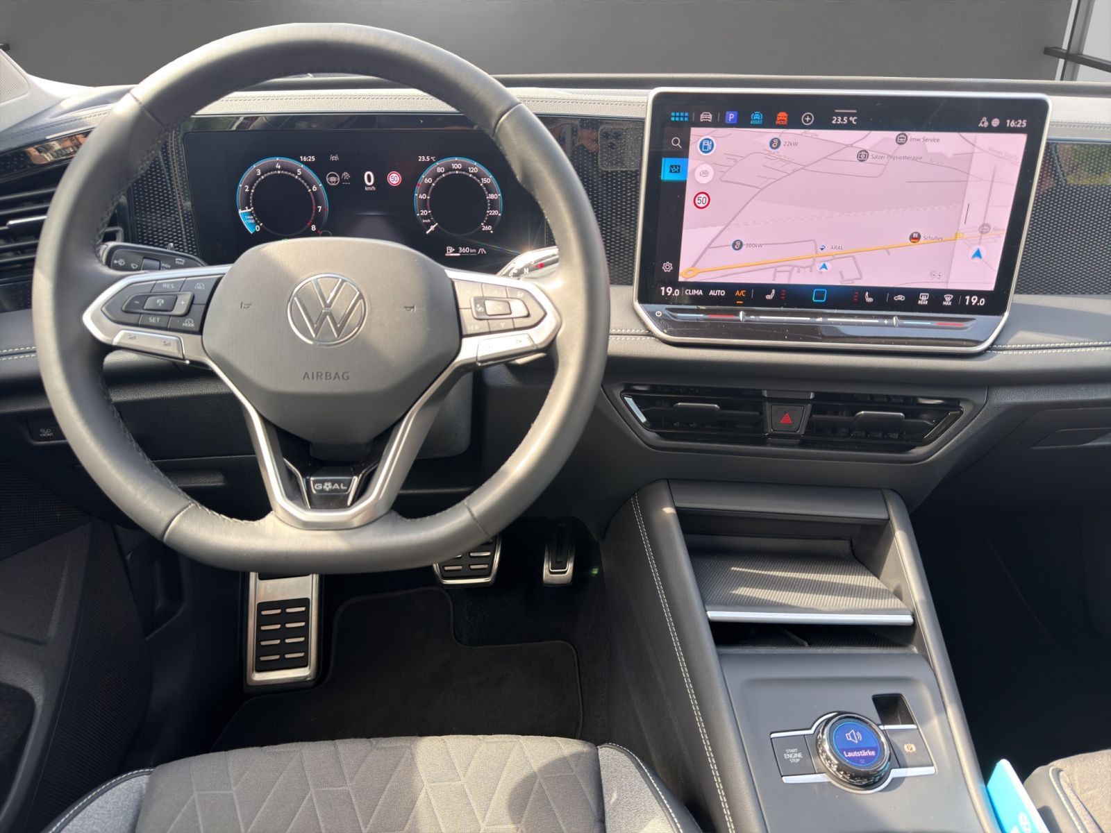 Volkswagen Tiguan - Bild 12