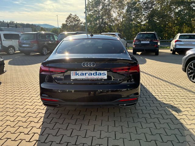 Fahrzeugabbildung Audi A5 Sportback 40 TDI quattro >S Line/AUT/KAM/PDC
