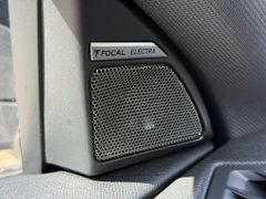 Fahrzeugabbildung DS Automobiles DS 7 Crossback E-Tense 300 4x4 Grand Chic