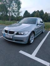 BMW E90 330xi, wenig Kilometer und Top Zus... - BMW 330 aus 2006