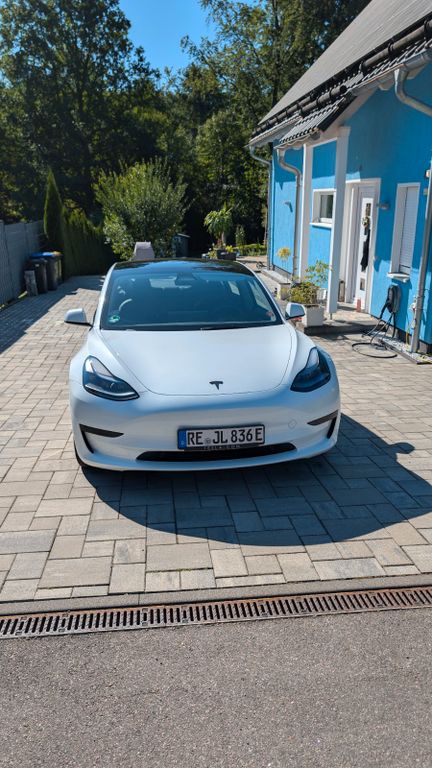 Image of Tesla Model 3