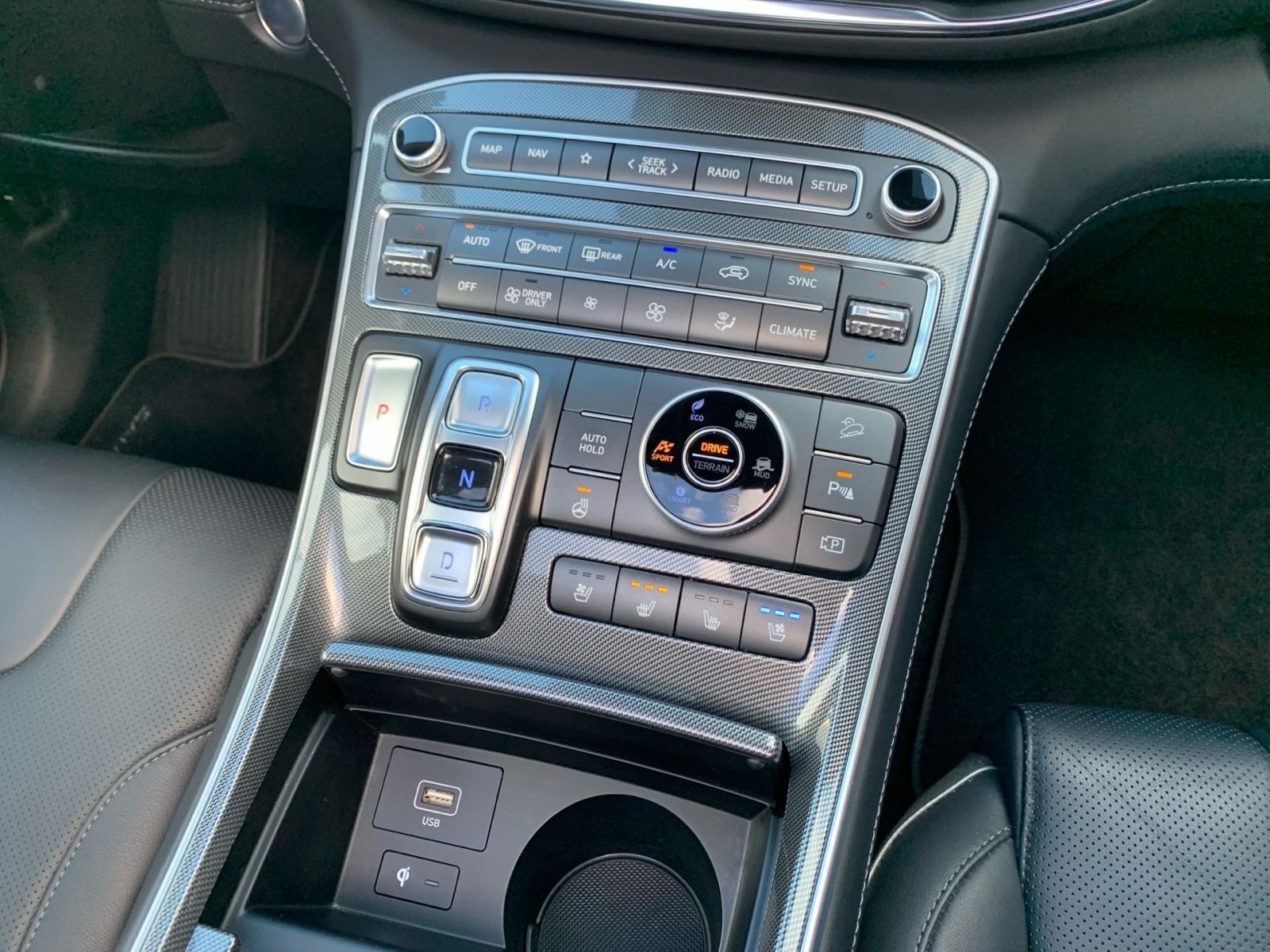 Fahrzeugabbildung Hyundai SANTA FE 1.6 T-GDI Prime Hybrid 4WD Pano Assi II