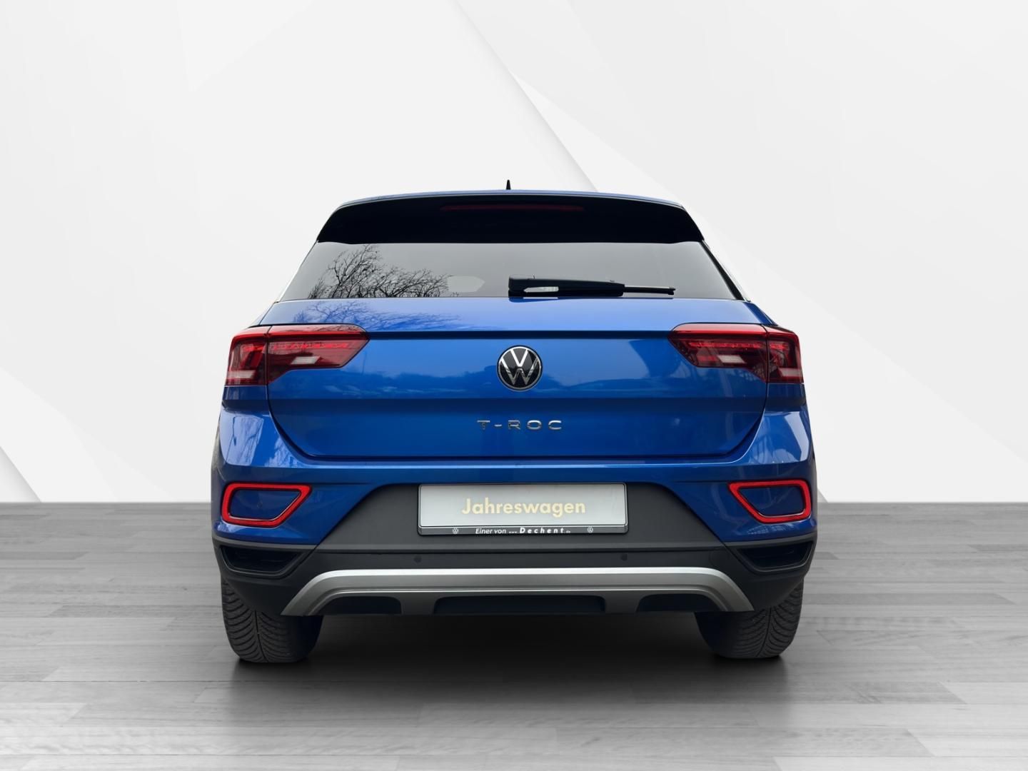 Fahrzeugabbildung Volkswagen T-ROC MOVE MOVE 1.5l TSI,DSG,AHK,RFK,Navi,LED,AC