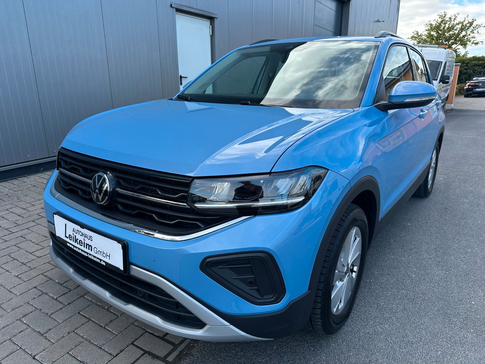 Gebrauchtwagen Volkswagen T-Cross T-Cross 1,0 TSI Life – AHK * IQ-Drive * SHZ in Marktzeuln
