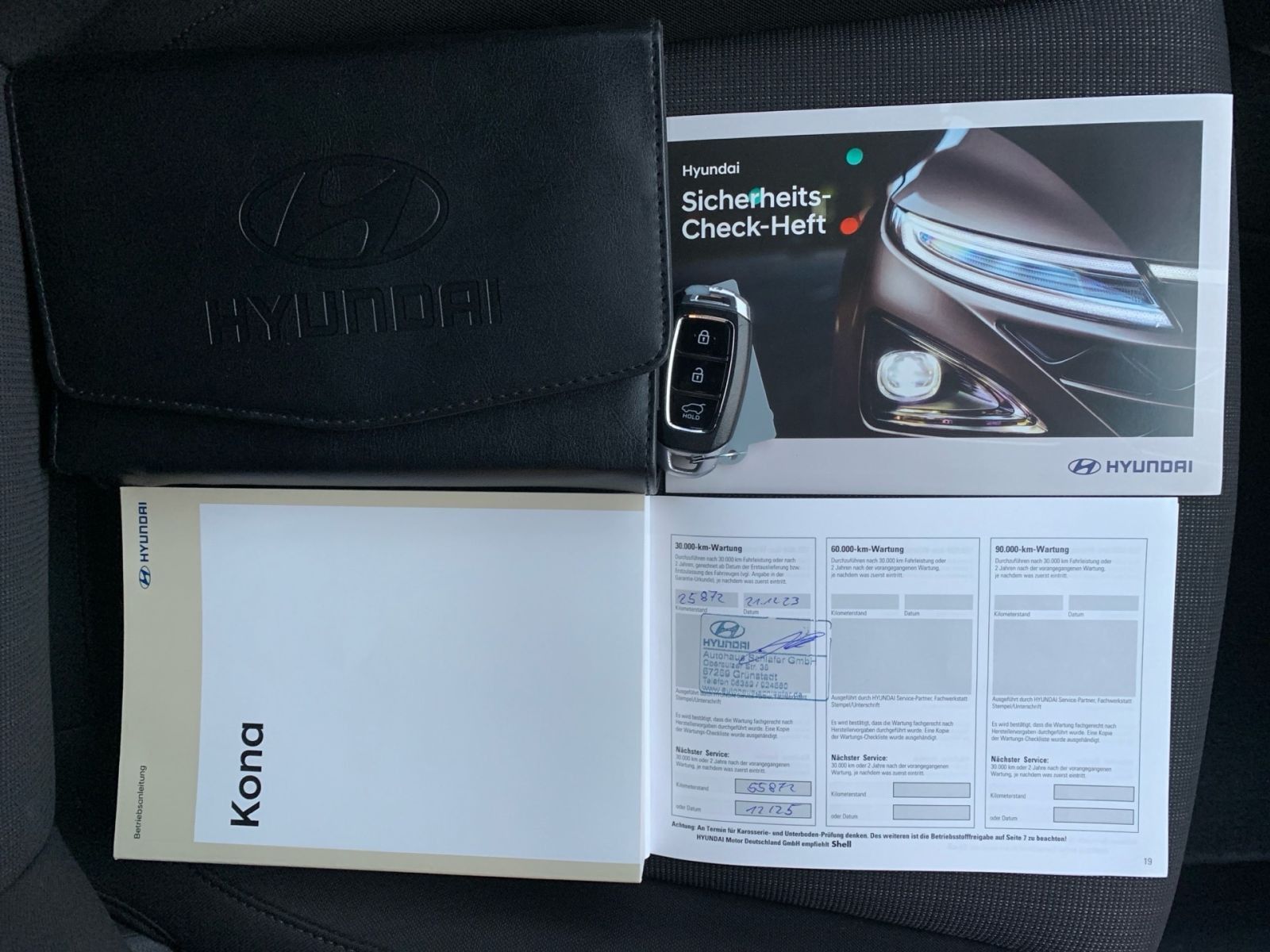 Fahrzeugabbildung Hyundai KONA 1.6 CRDi 7-DCT Trend Mild-Hybrid 1Hd