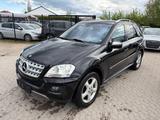 Mercedes-Benz ML 420 CDI 4MATIC V8 Facelift - schwarze Mercedes-Benz ML 420