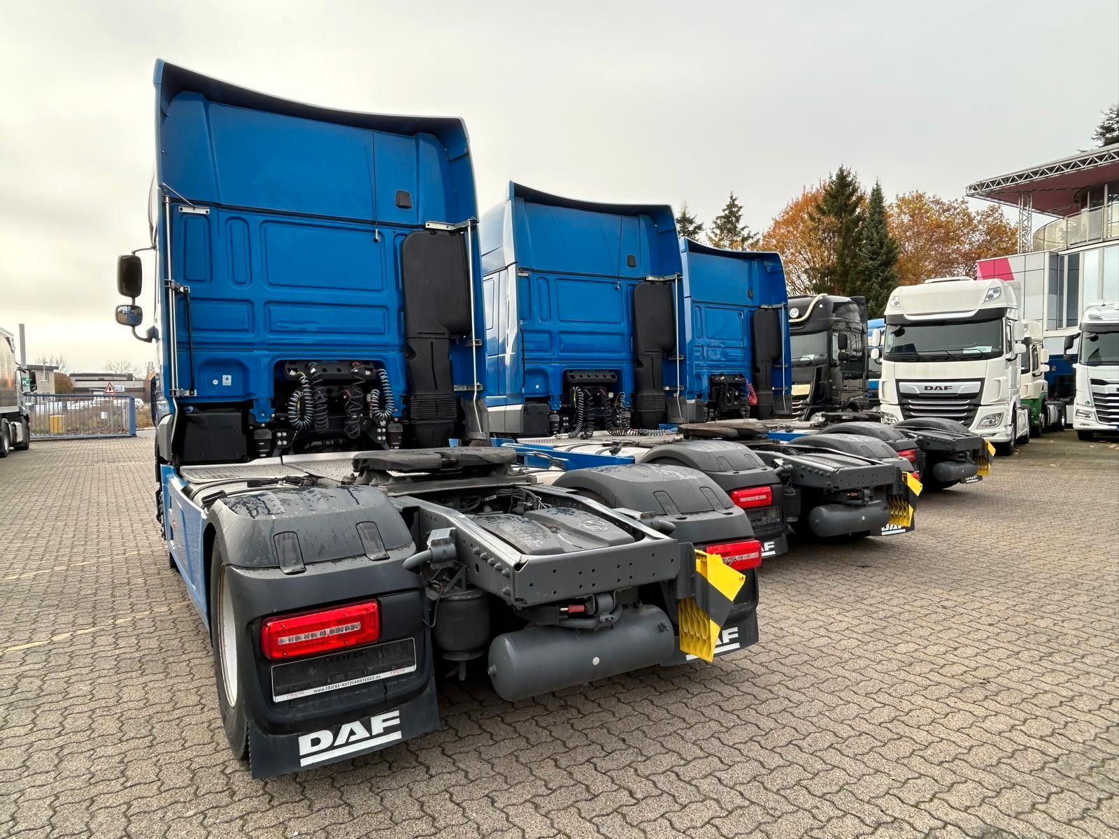 Fahrzeugabbildung DAF 12 Stück SSC, Intarder, Klima, Bj.2021