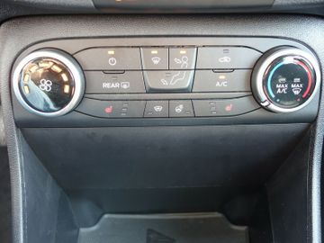 Bild 11 Ford Fiesta Klima Winterpaket DAB LED
