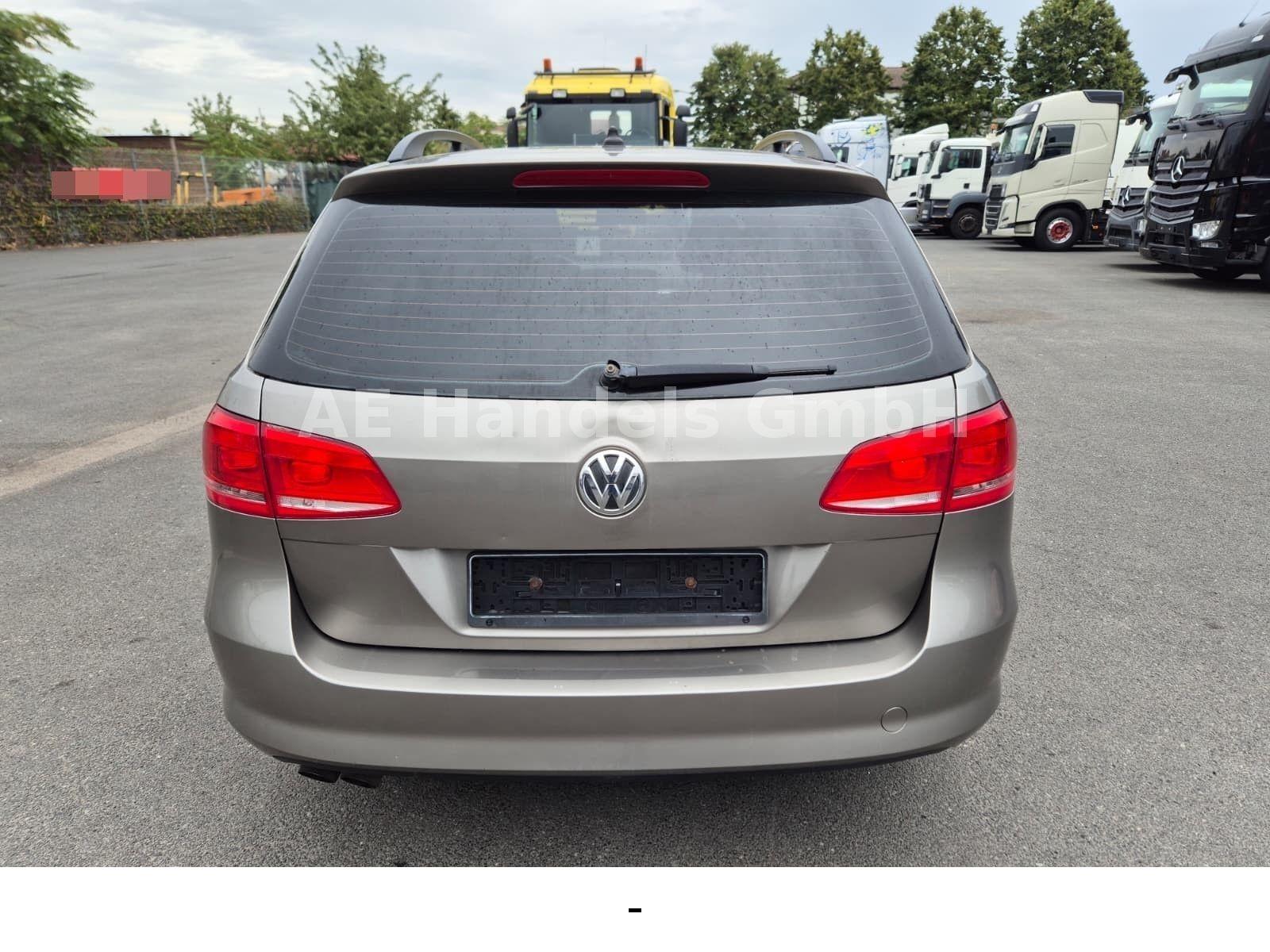 Volkswagen Passat 2012 — engine 1.968 cm³, 140 HP (103kW)