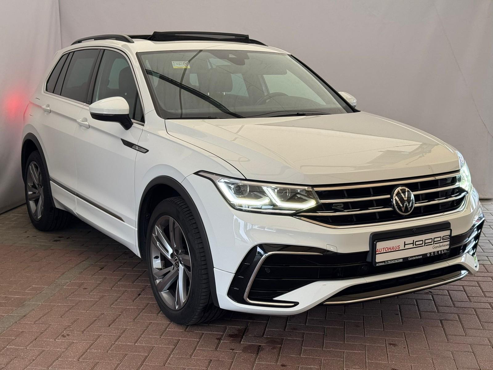 Volkswagen Tiguan R-Line 2.0TDI 4M DSG+PANO+STHZ+MATRIX+AHK