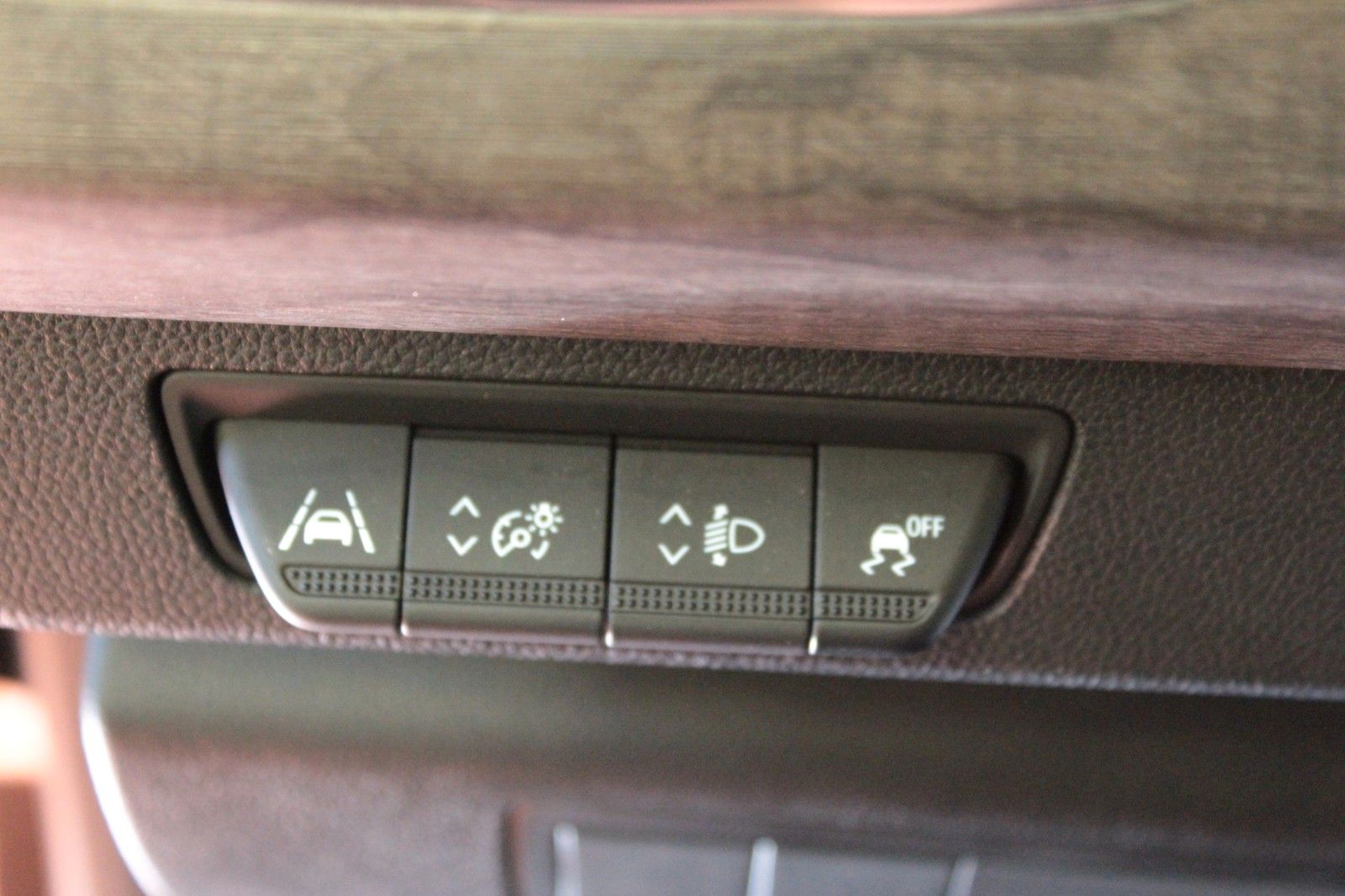 Fahrzeugabbildung Renault Kangoo Tce 130 EDC Techno*Sitzhzg*