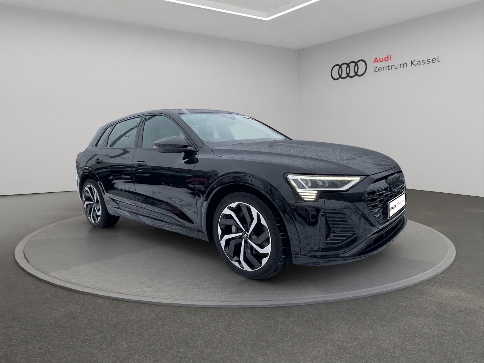 Audi Q8 e-tron - Bild 10