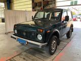 Lada Niva 1.7i Only 84415 km 4x4 TÜV NEU 1 HAND EURO4 - Lada aus 2009
