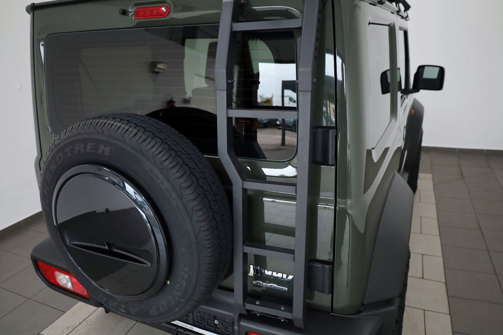Fahrzeugabbildung Suzuki Jimny Comfort+ AllGrip,4WD,AUTOMATIK,AHK,4 Sitze