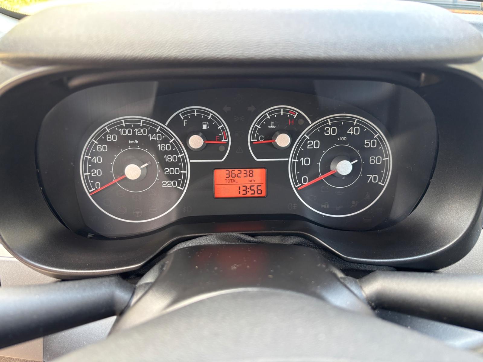 Fiat Grande Punto 1.2 8V Active Org. 36.000km*I.Hand*