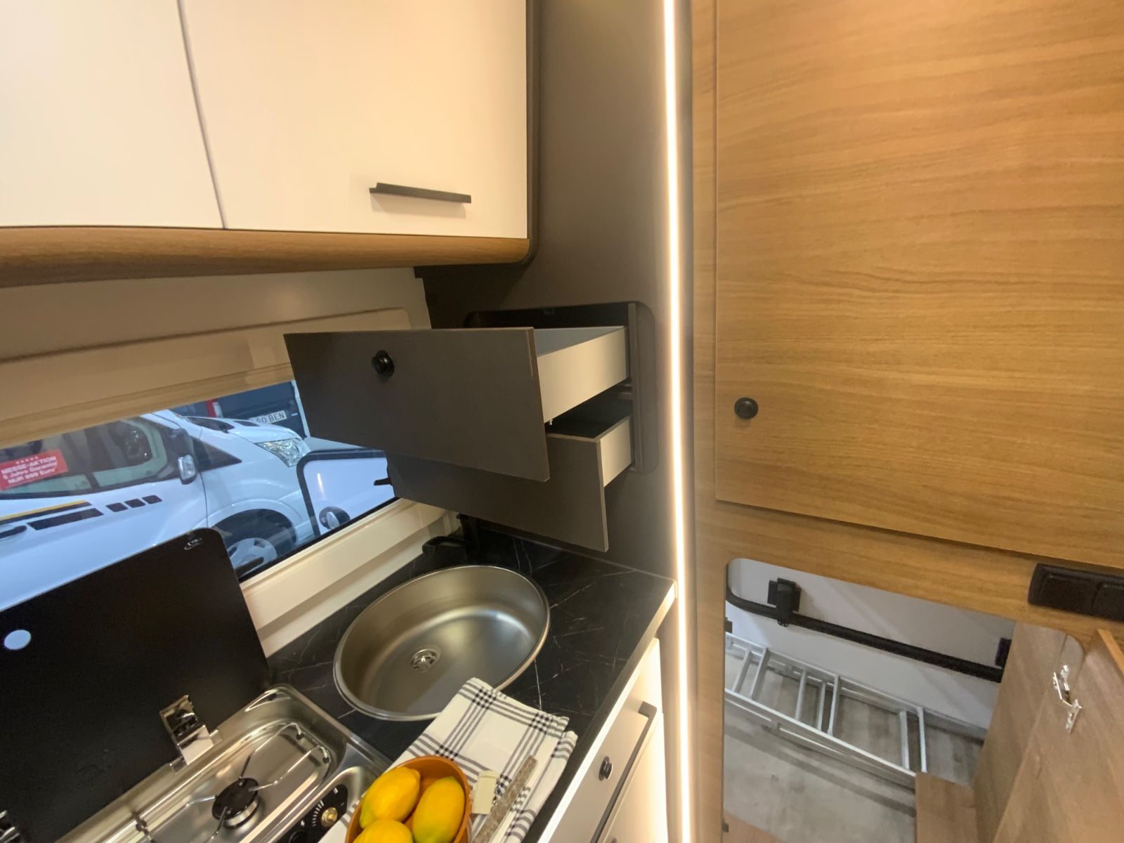 Fahrzeugabbildung Benimar Y 881 **Slim 2,14 m**neuer Grundriss**5,99 m**