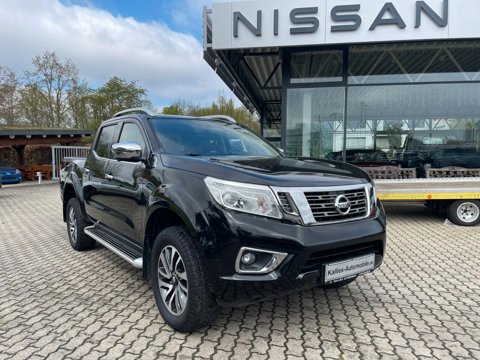 Fahrzeugabbildung Nissan Navara NP300 Tekna Double Cab 4x4