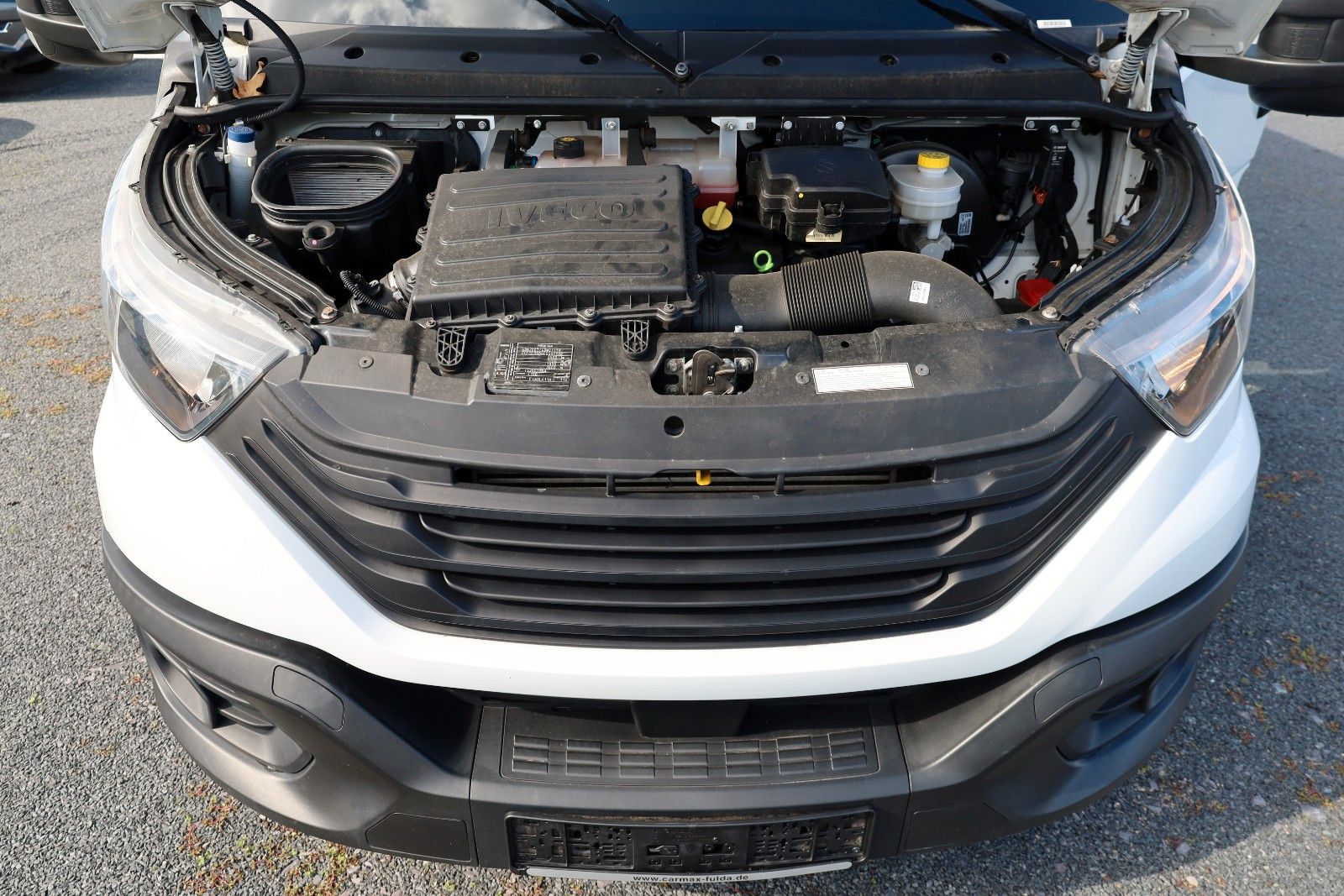 Fahrzeugabbildung Iveco Daily 35C16 ,Daily,KOFFER / LBW-6, Ladebordwand