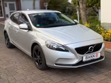 Volvo V40 /Tempomat/Kamera/Isofix/Navi/Shz/Pdc/Ac/ - silberne Volvo V40