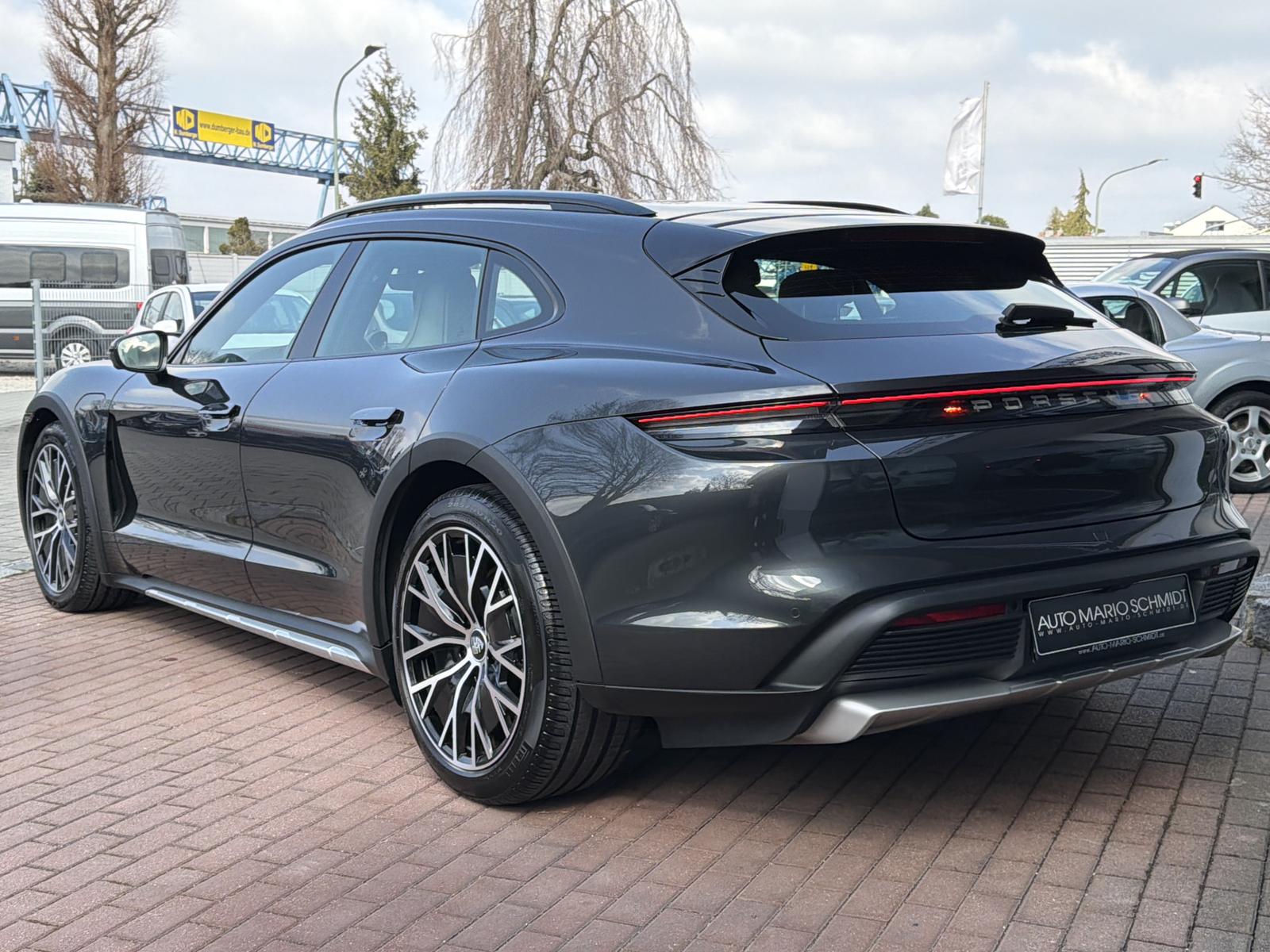 Porsche Taycan 4 Cross Turismo*Beifahrerdisplay*Approved