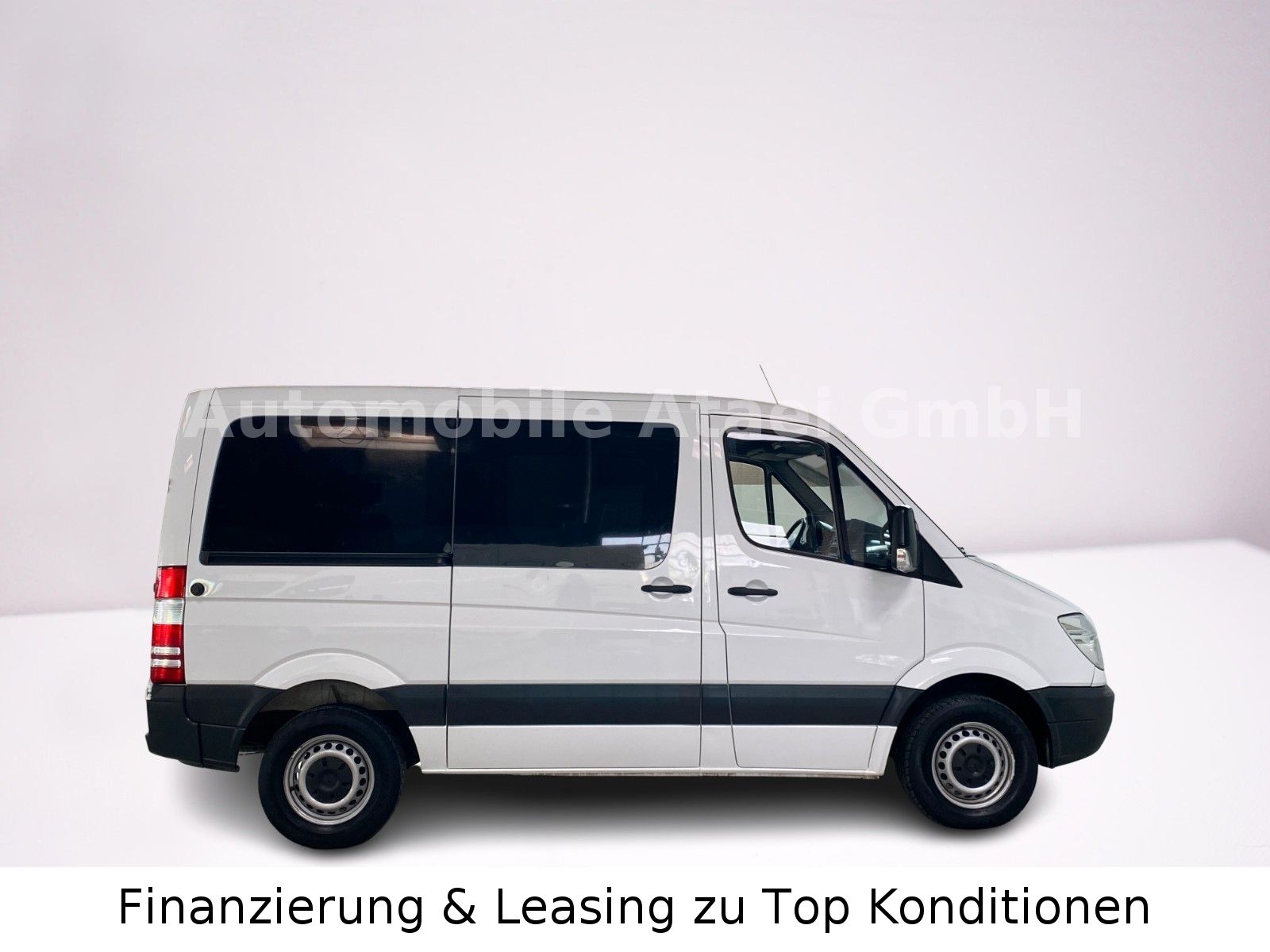 Fahrzeugabbildung Mercedes-Benz Sprinter 316 Behörde/ Camper 7-Sitze (0509)