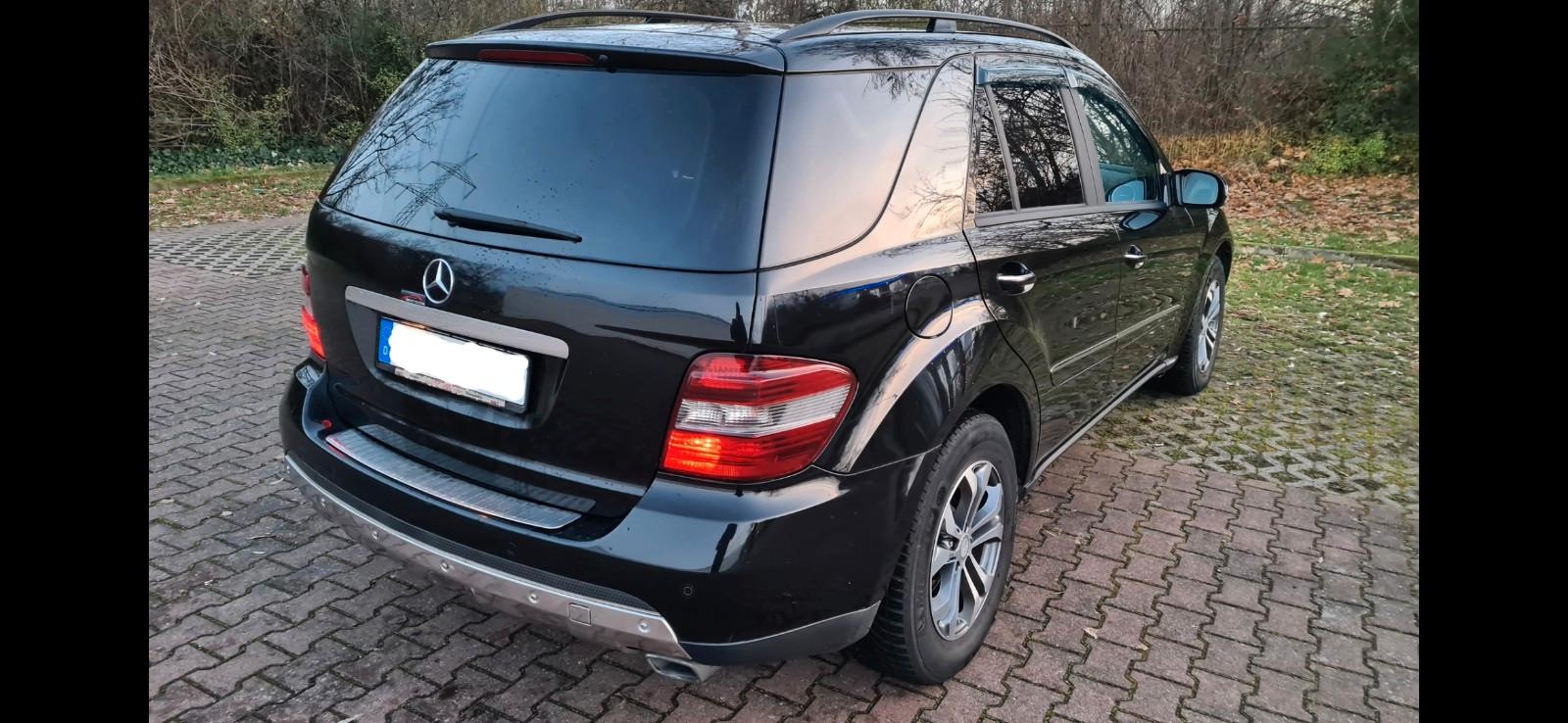 Mercedes-Benz ML 320