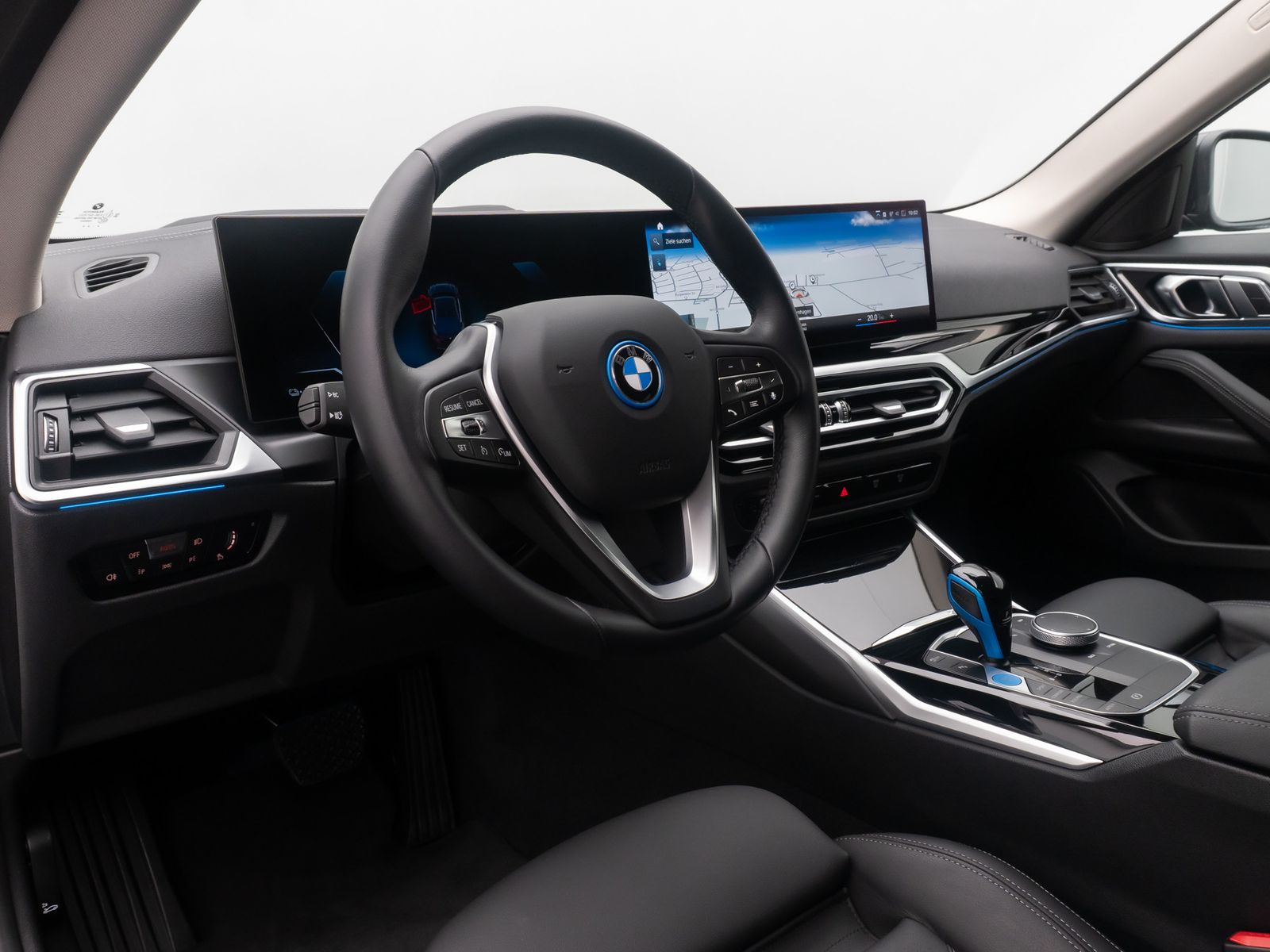 Fahrzeugabbildung BMW i4 eD40 GC HiFi Alarm Kamera HUD Leder 19Zoll