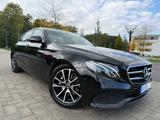 Mercedes-Benz E 220d AVANTGARDE Scheckheft  - Mercedes-Benz E 220 Gebrauchtwagen in Aachen