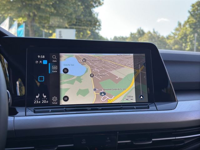 Golf VIII Variant 1.0 eTSI Life DSG AHK ACC LED