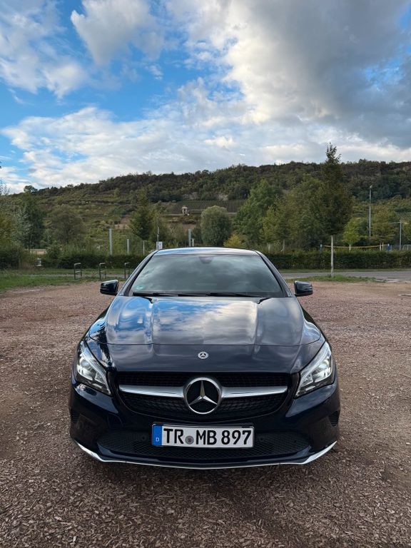 Image of Mercedes-Benz CLA 200 Shooting Brake