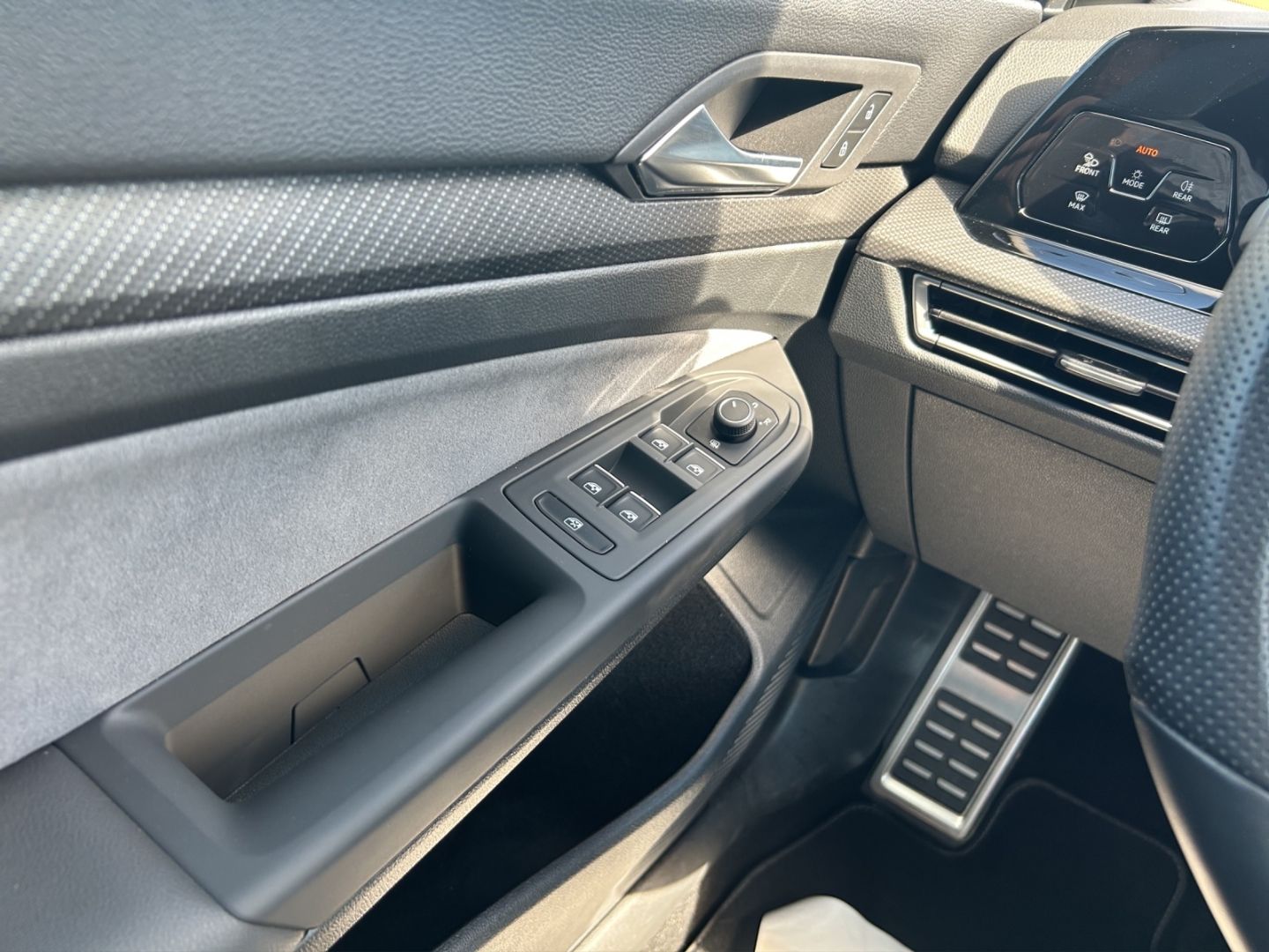 Golf Variant Mildhybrid VIII 1.5 DSG 96kW R-Line