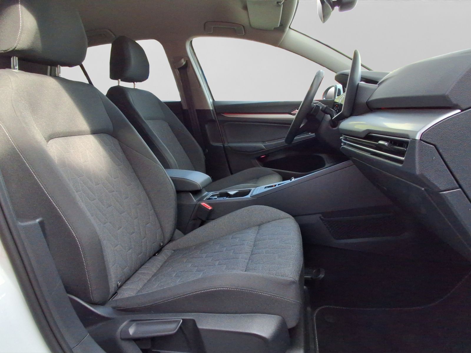 Volkswagen Golf 1.5 eTSI DSG LIFE MATRIX STHGZ HuD ASSIST foto 4