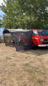 Volkswagen  T3 Bulli mit Ausbau - Feuerwehr-Oldtimer - rote Volkswagen T3 andere