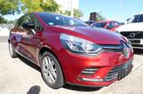 Renault Clio IV Limited Deluxe+TEMPOMAT+MFL+BC+USB+ - mit Benzin-Antrieb: Rot, Limousine