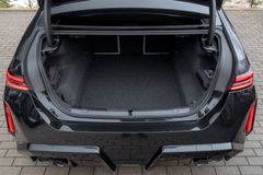 BMW M5 – 32 / 34