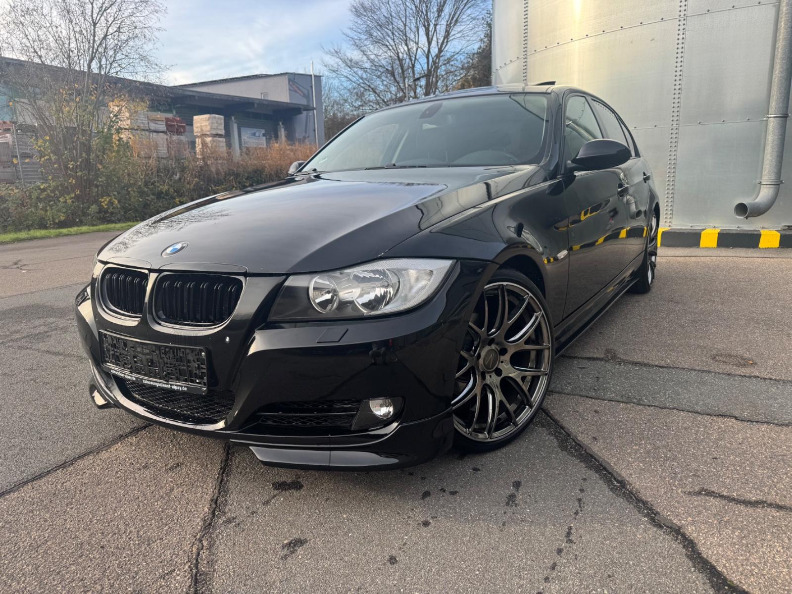 BMW 318*NAVI*DVD*PDC*SHZ*TEMPO*SB* 17 ZOLL*