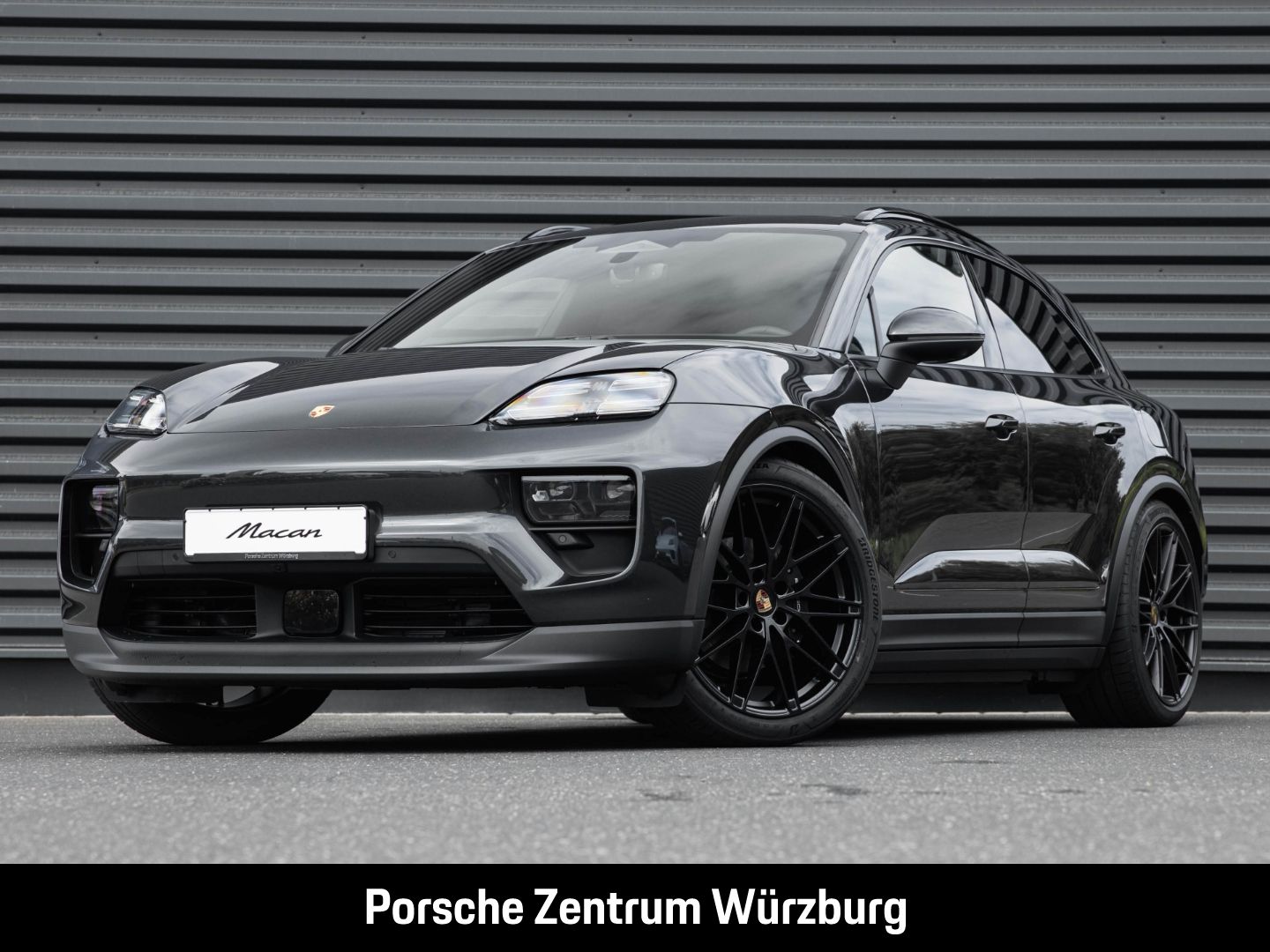 Porsche Macan 4 LED-Matrix Surround-View Abstandstempoma