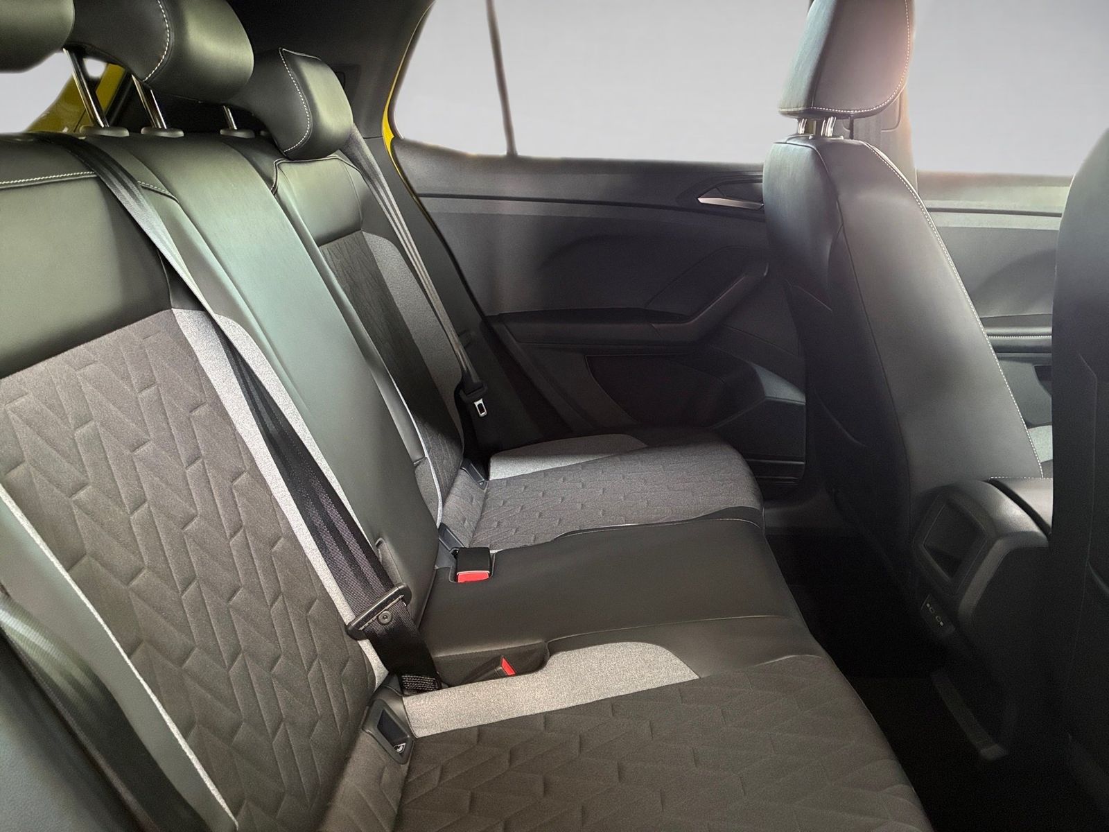 Fahrzeugabbildung Volkswagen T-Cross 1.0 TSI 85 kW Energy AHK,Kamera,LED,Navi