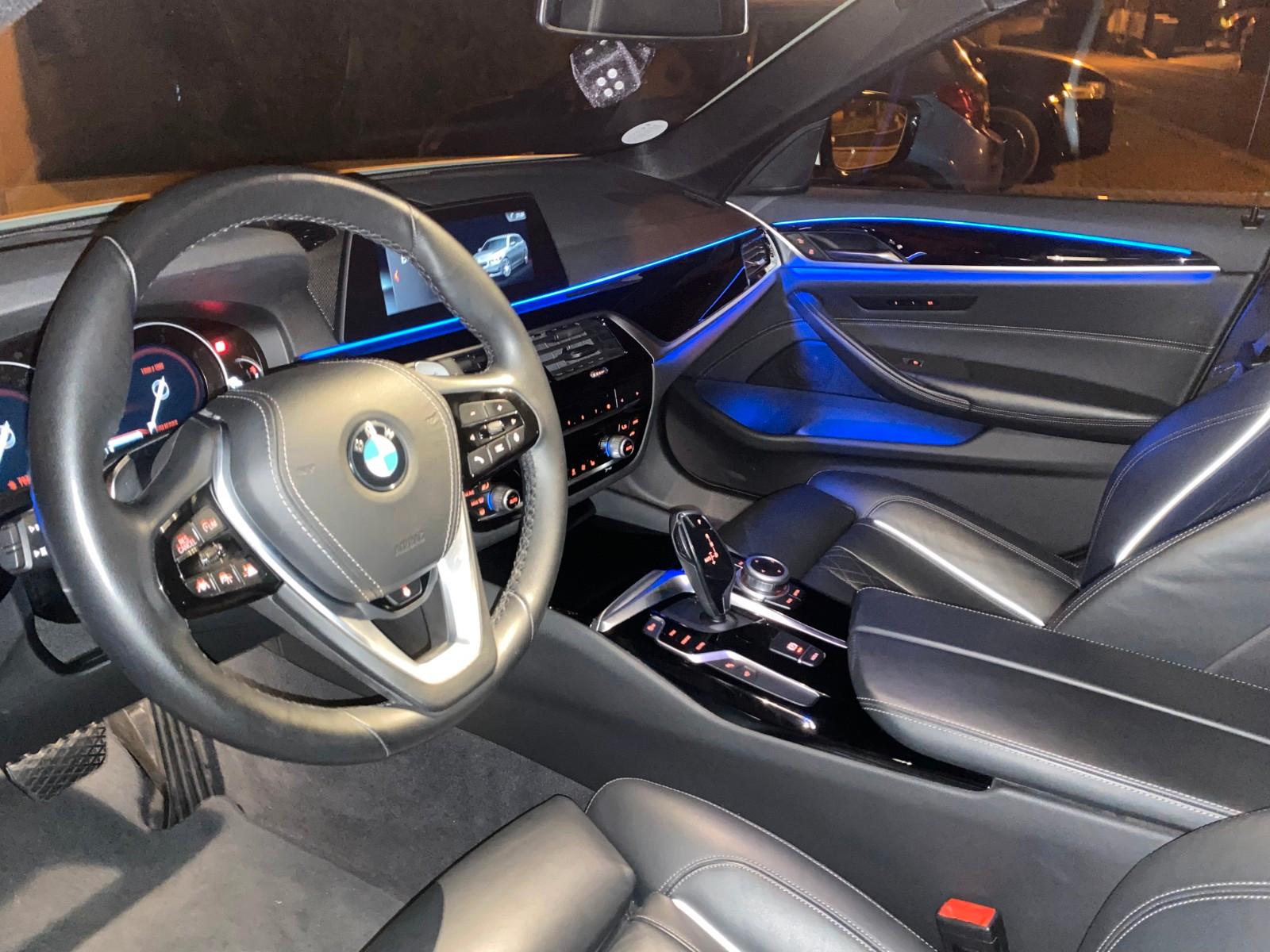 BMW 530d xDrive Touring A Standheizung 