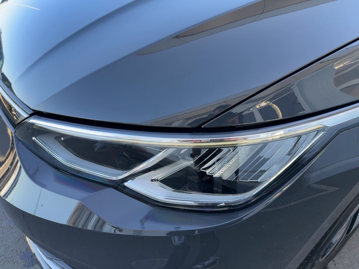 Volkswagen Golf - Bild 15
