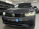Volkswagen Tiguan 2.0 TSI*R-LINE*4MOTION*ACC*MATRIX*H&K*RFK - VW Tiguan Gebrauchtwagen in Münster