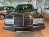 Mercedes-Benz 200TE  traumhafter Zustand 7-Sitzer Leder 137tkm - Mercedes-Benz Gebrauchtwagen von 1990