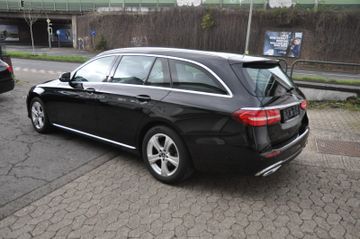 Mercedes E 220 - 3