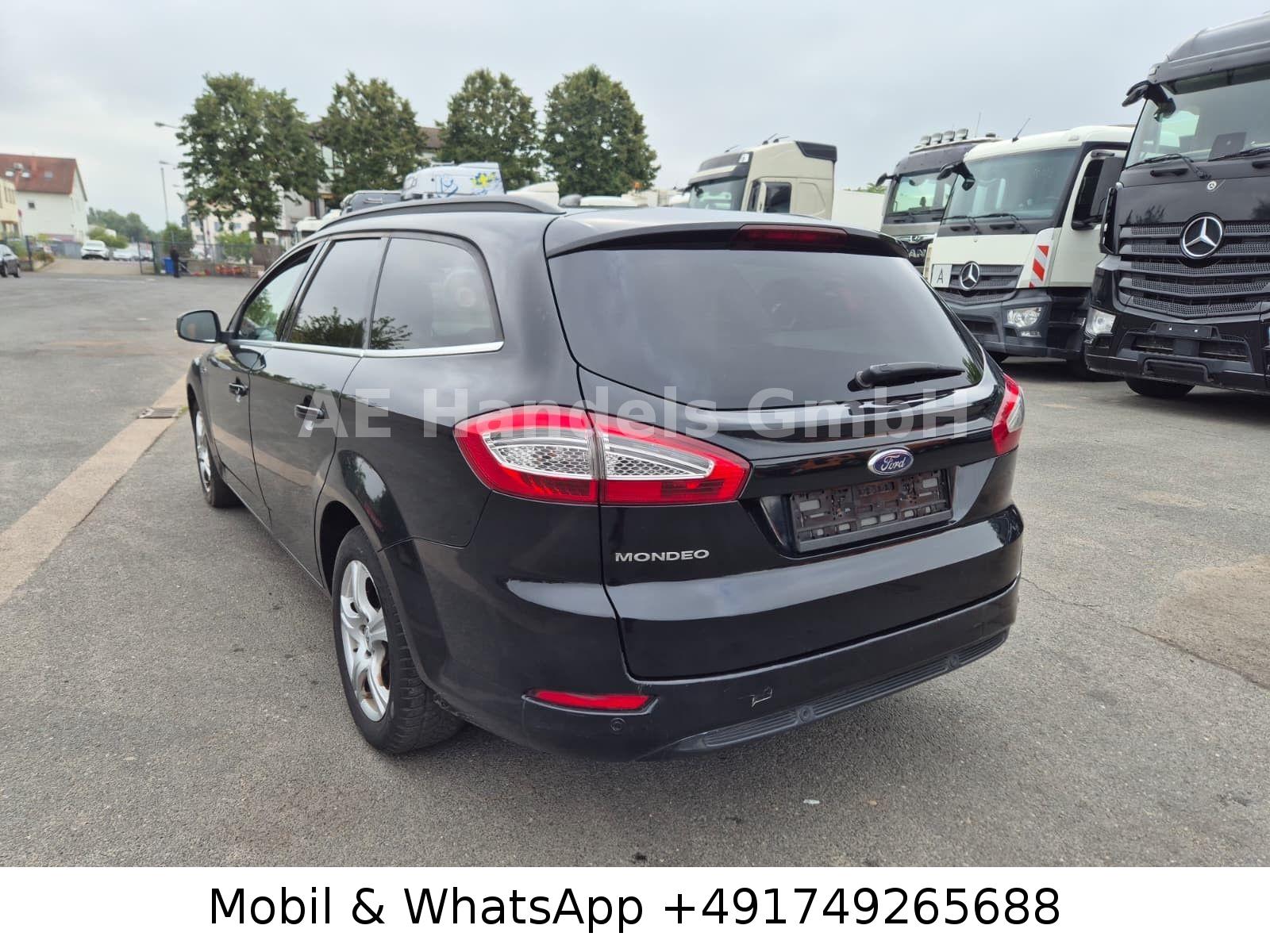 Ford Mondeo 2013 — interior