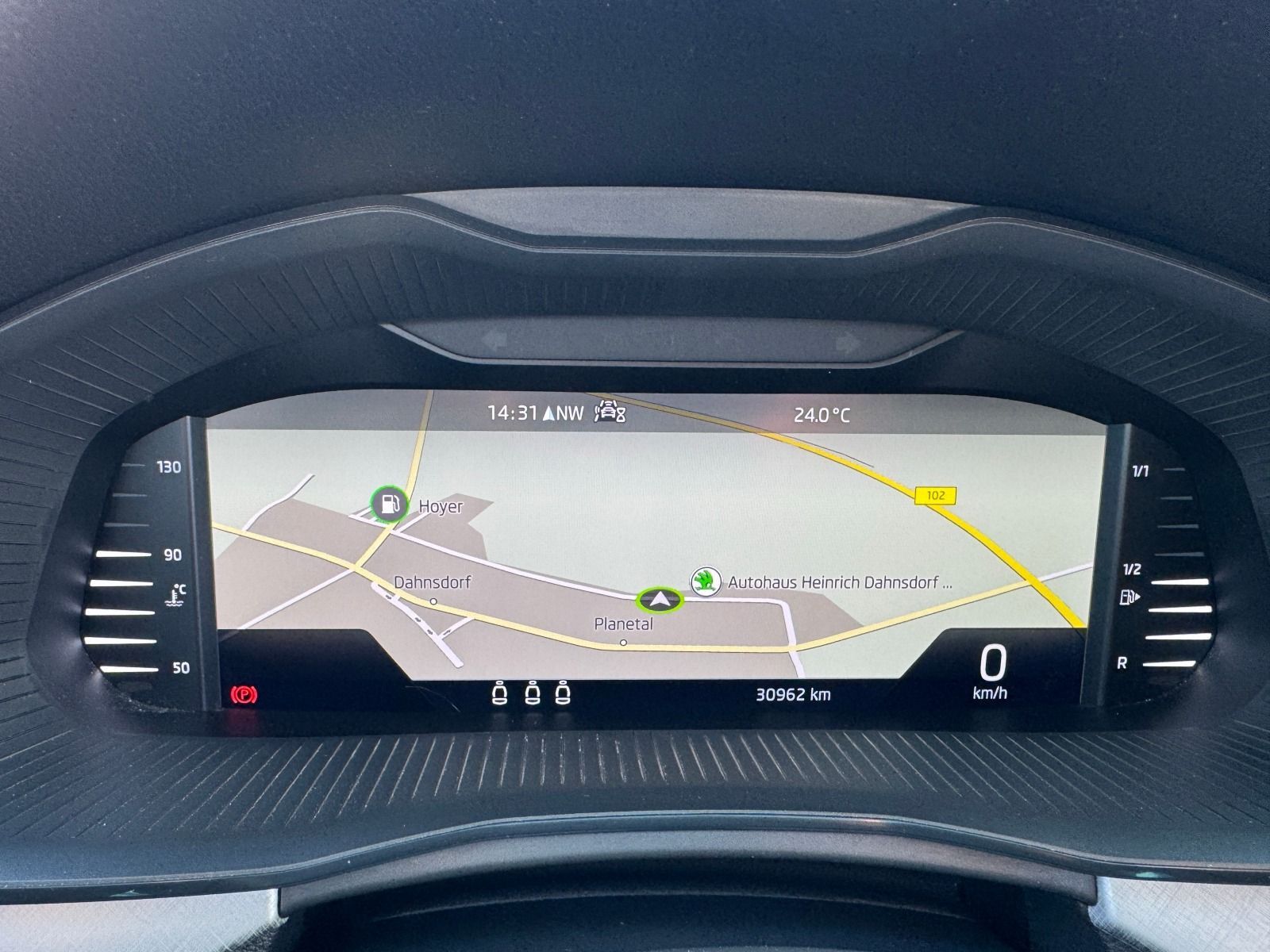 Fahrzeugabbildung SKODA Kamiq 110PS 6-Gang*NAVI*RFK*AHK