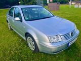 Volkswagen Bora 2.0 Basis Basis Standheizung Navi - Volkswagen Bora: 2.0