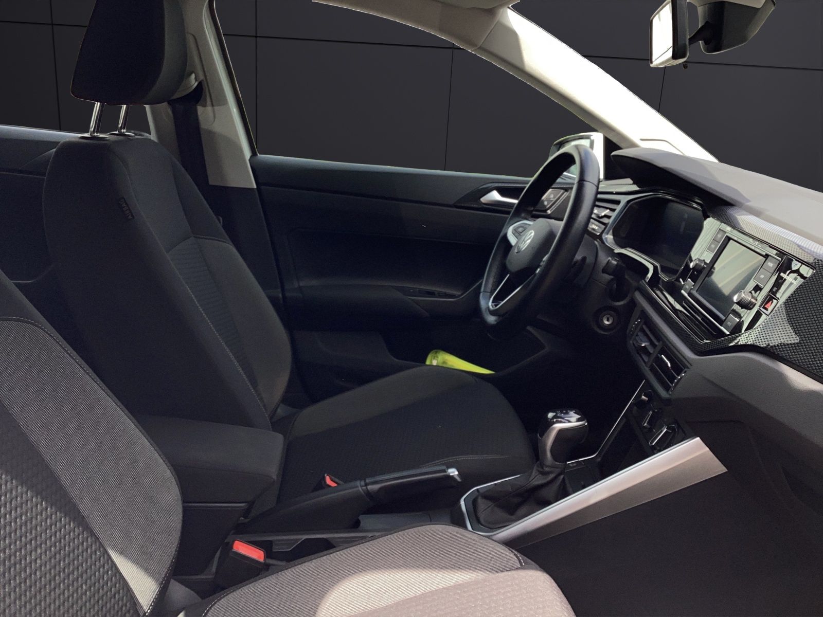 Fahrzeugabbildung Volkswagen Polo TSI Life DSG LED Klima AID DAB PDC