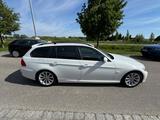 BMW 318d Touring Edition Sport - BMW 318 aus 2010: Kombi, 318d