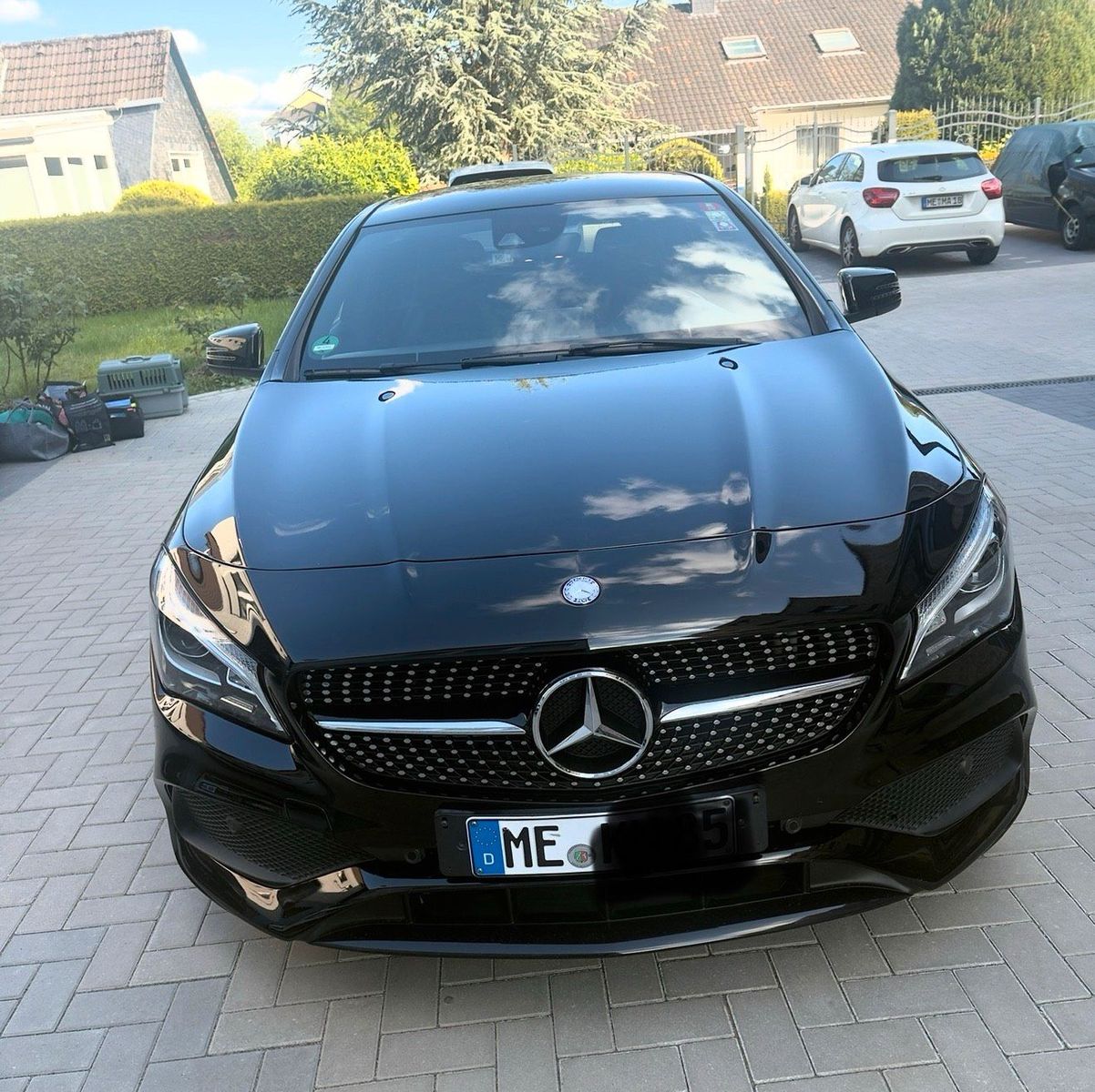 MERCEDES-BENZ Mercedes-Benz Cla 220d Shooting Brake AMG-...