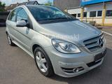 Mercedes-Benz B 200 Autotronic 1.Hand Parkassistent orig 23tkm - Mercedes-Benz B 200 Gebrauchtwagen in Wiesbaden